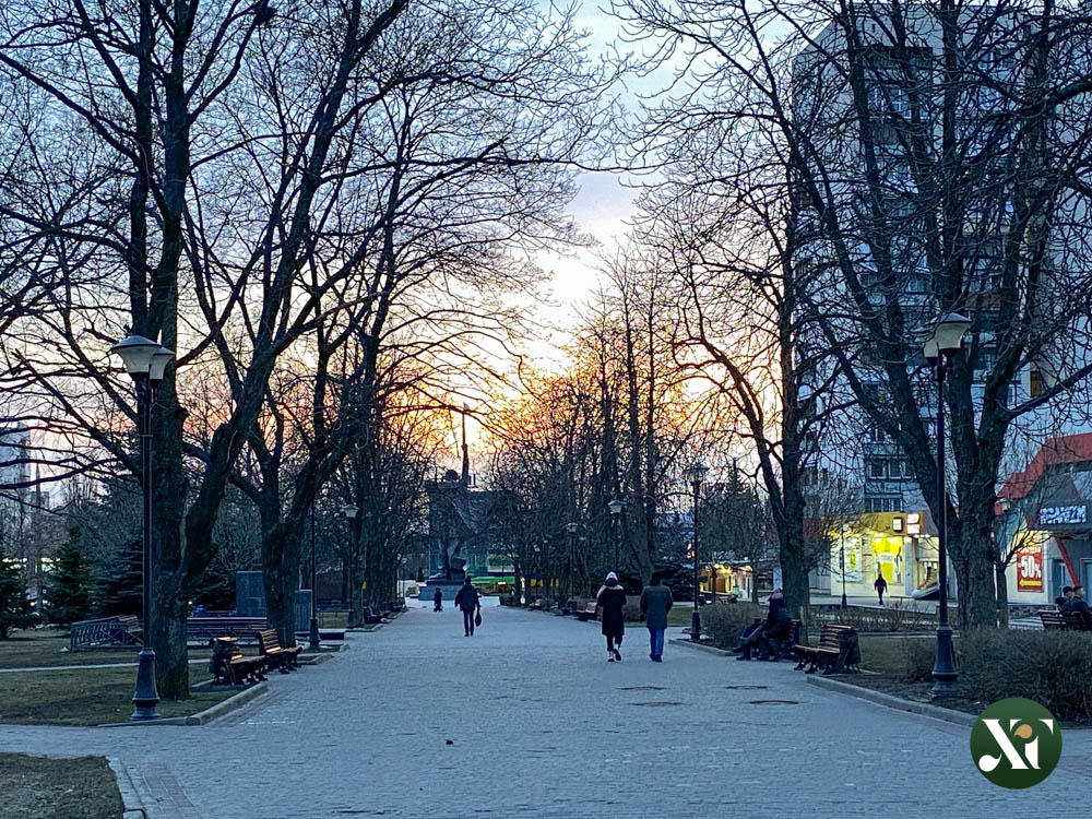 Вулиця 23 серпня. Харків. Алея