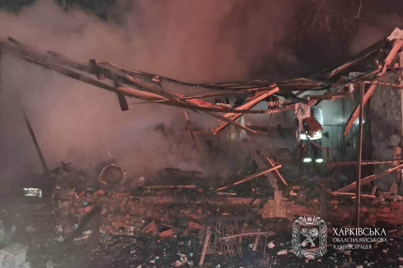 Пошкоджений російським обстрілом житловий будинок у селищі Старий Салтів Харківської області 23 березня 2026 року