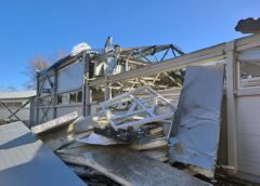 Руйнації на місці влучання безпілотника у цех підприємства в Харкові